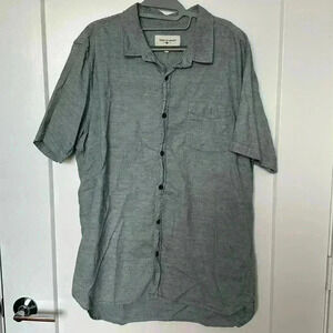Short sleeve button up shirt